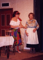 From left to right: Sylvie Beckett, Jane Charman.